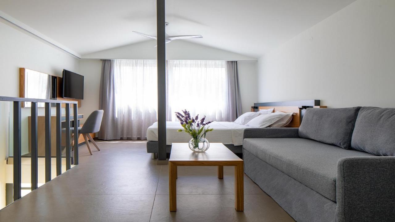Forum Suites Като-Даратсо Экстерьер фото