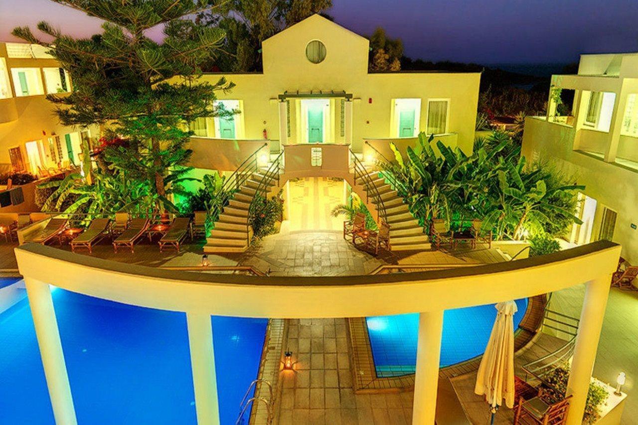 Forum Suites Като-Даратсо Экстерьер фото